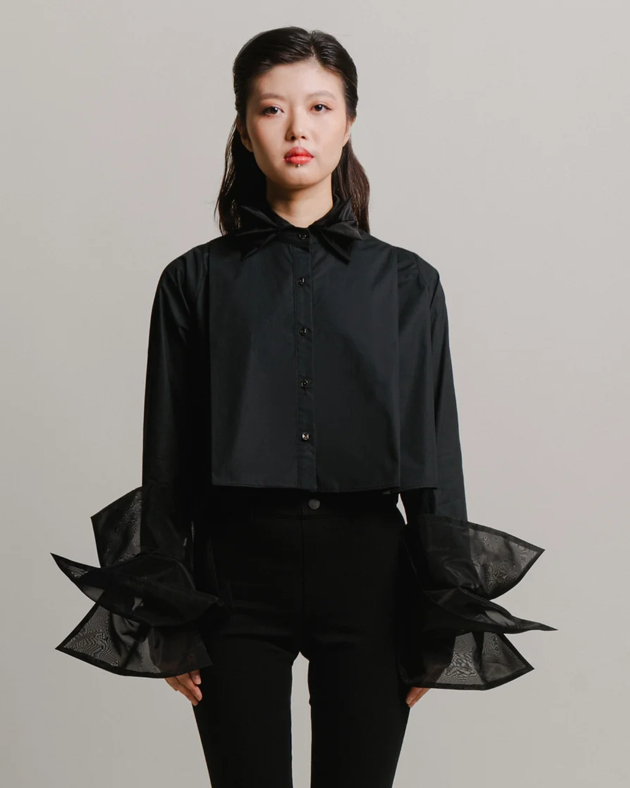 Organza cropped shirt-black