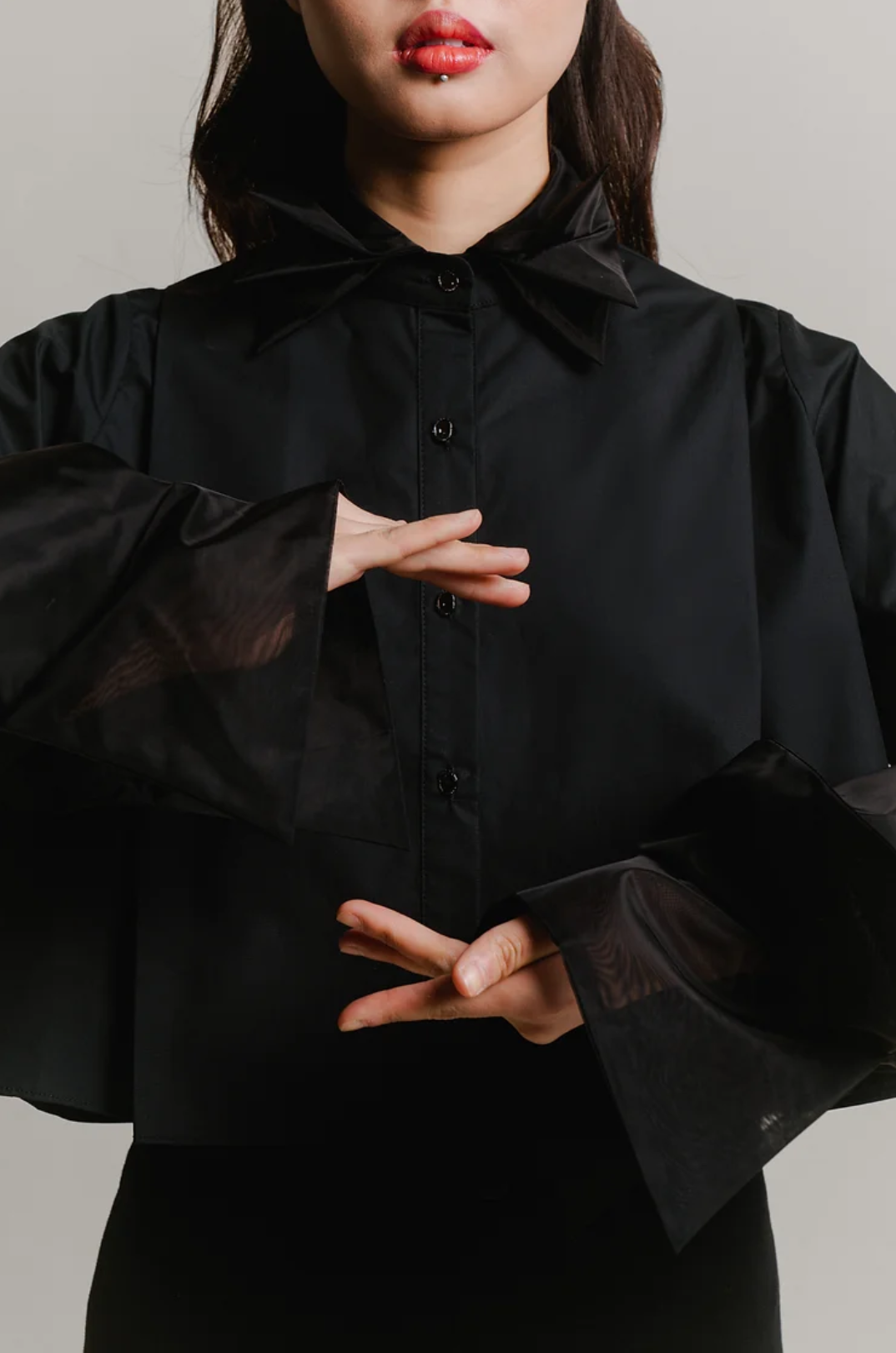 Organza cropped shirt-black